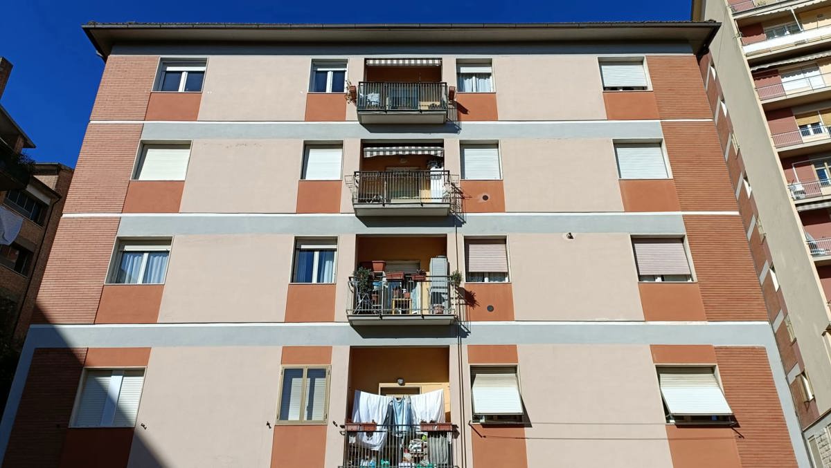 Foto 38 di 45 - Appartamento in vendita a Siena