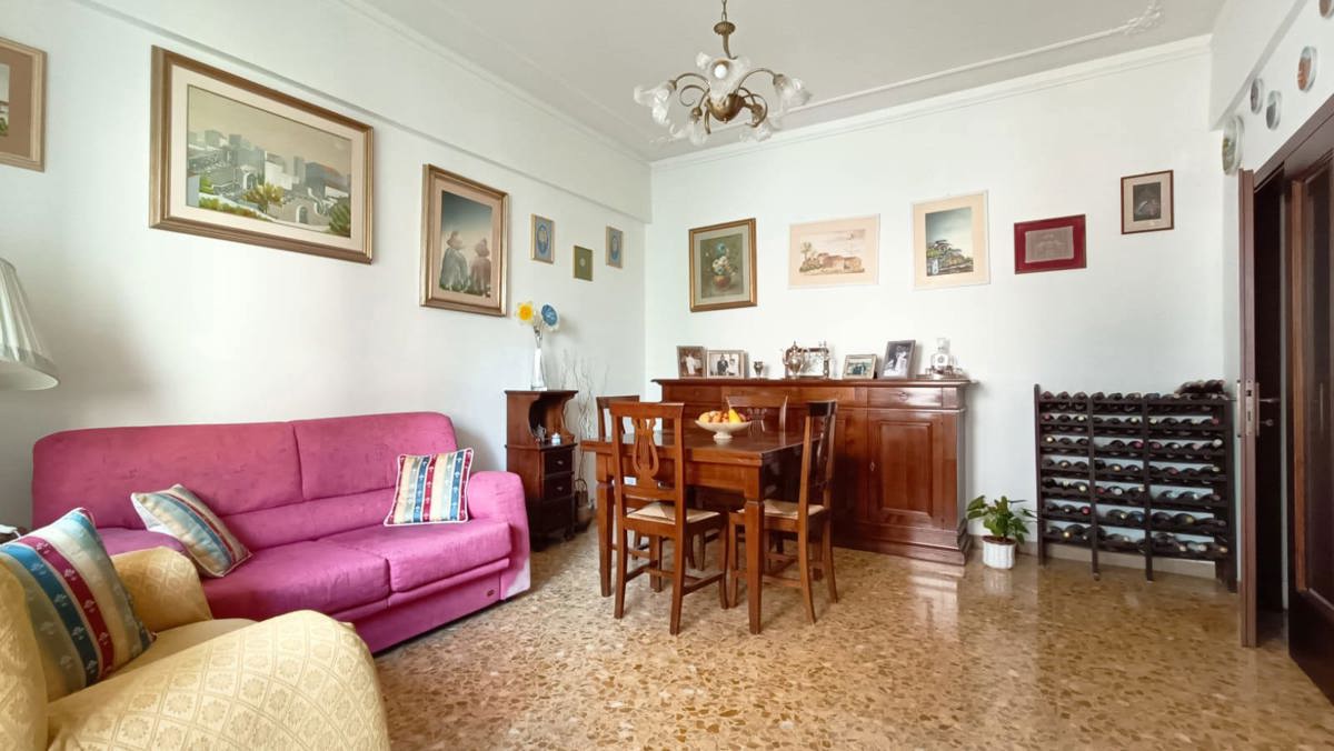 Foto 16 di 45 - Appartamento in vendita a Siena