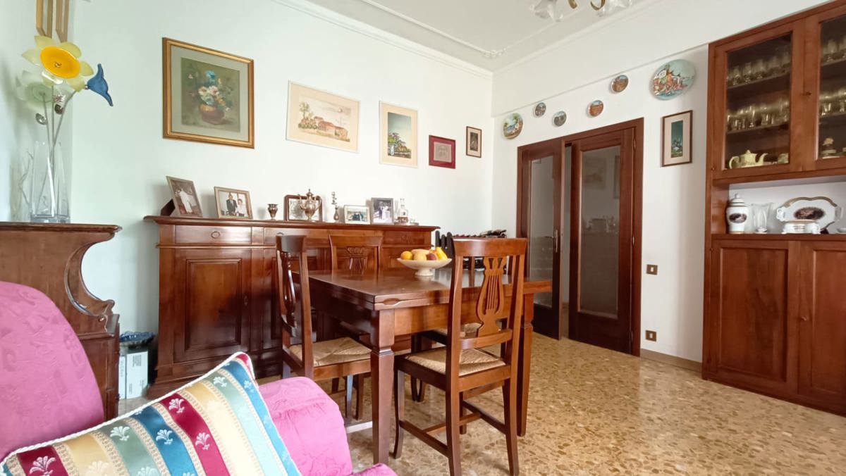Foto 15 di 45 - Appartamento in vendita a Siena