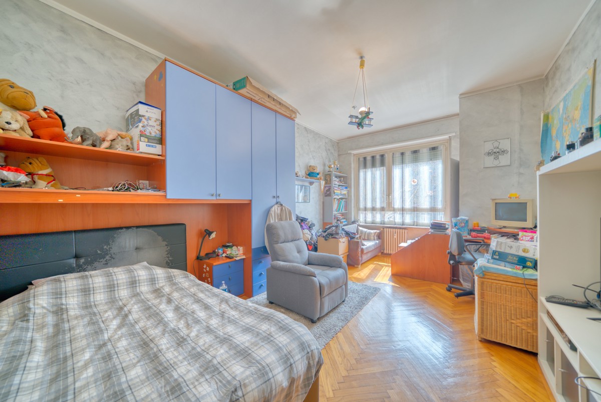 Foto 15 di 32 - Appartamento in vendita a Torino