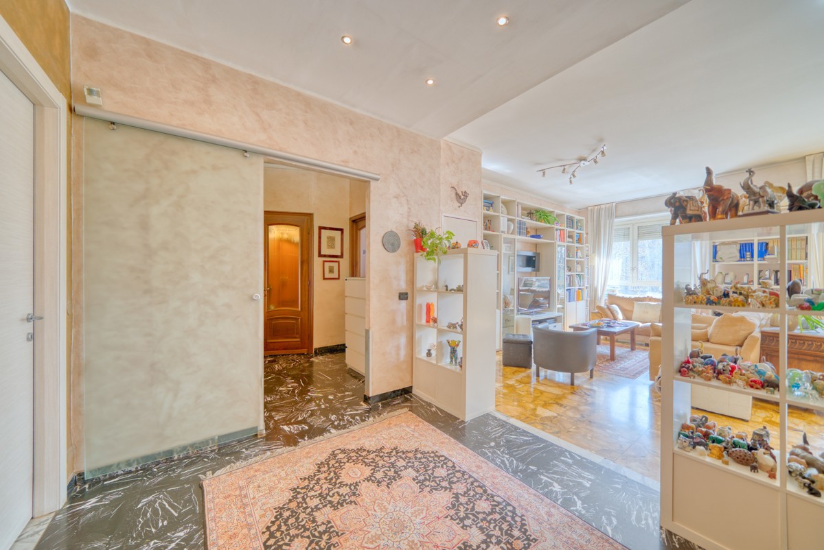 Foto 5 di 32 - Appartamento in vendita a Torino