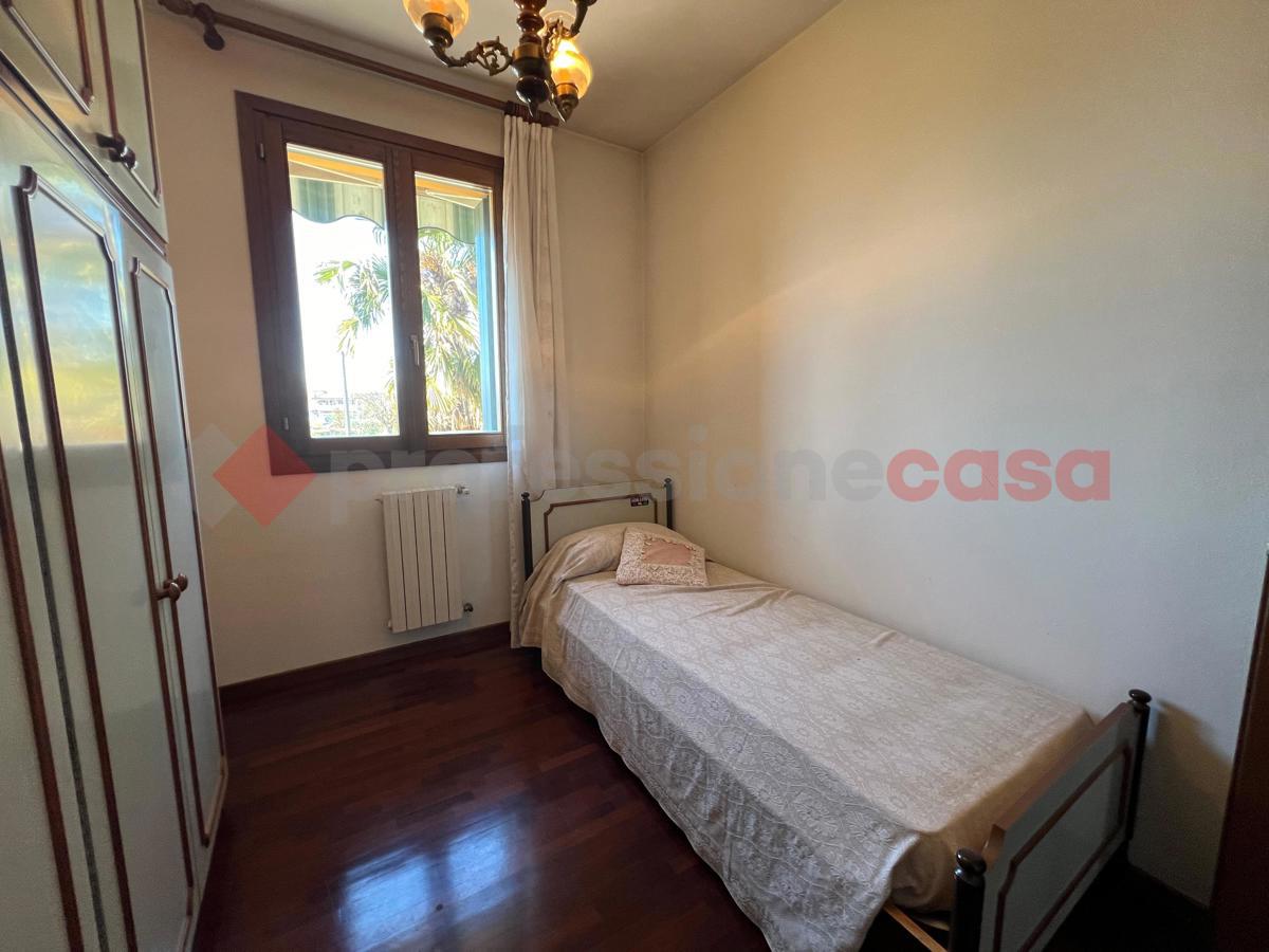 Foto 10 di 23 - Villa a schiera in vendita a Selvazzano Dentro