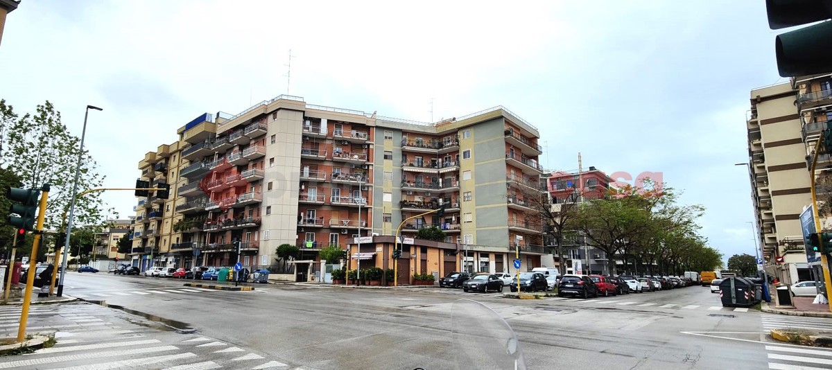 Foto 3 di 12 - Appartamento in vendita a Bari