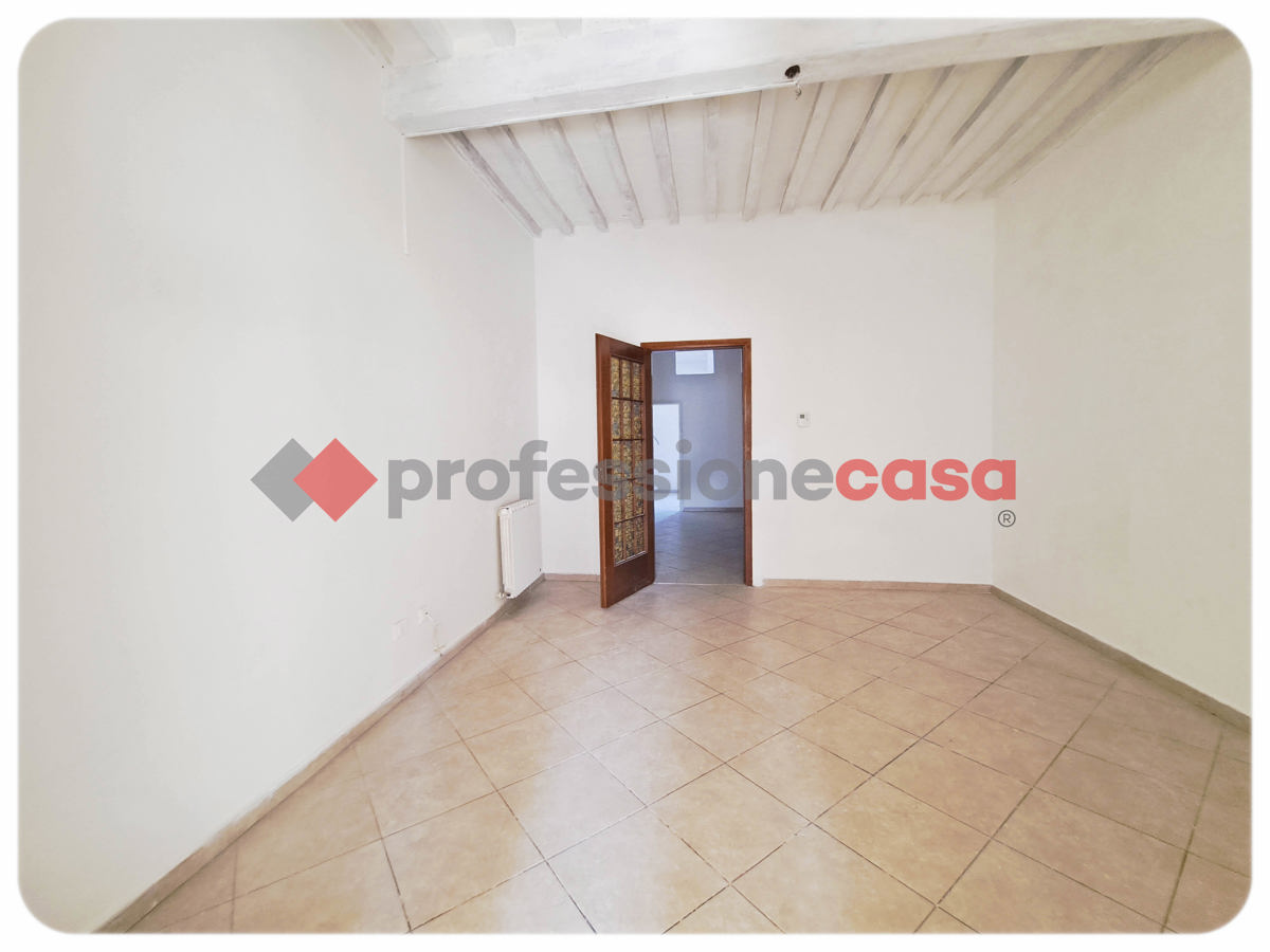 Foto 15 di 27 - Appartamento in vendita a Livorno