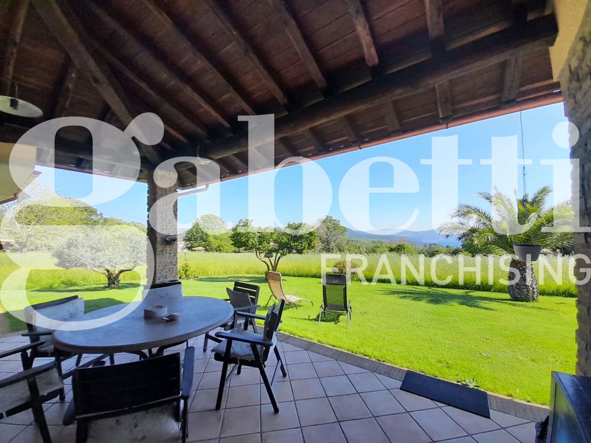 Foto 11 di 50 - Villa in vendita a Bracciano