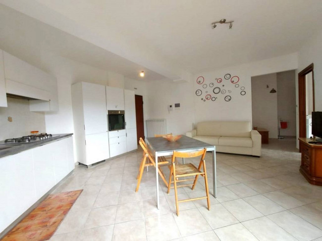 Foto 2 di 12 - Appartamento in vendita a L'Aquila