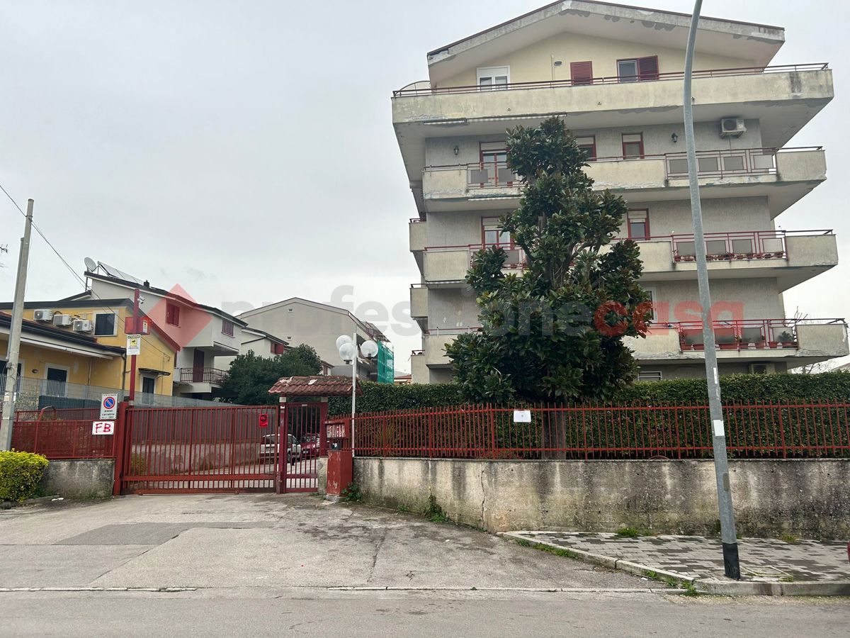Foto 1 di 23 - Appartamento in vendita a Caserta