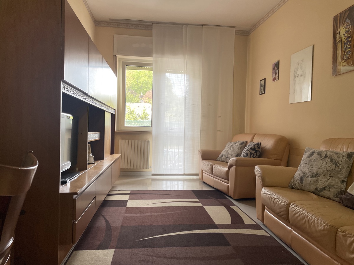 Foto 2 di 25 - Appartamento in vendita a Pescara
