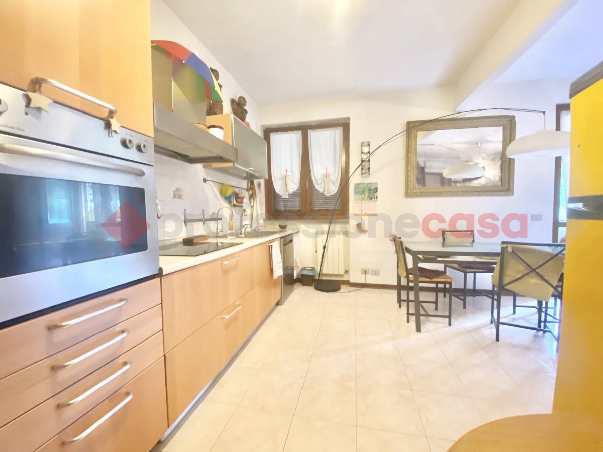 Foto 16 di 35 - Appartamento in vendita a Montevarchi