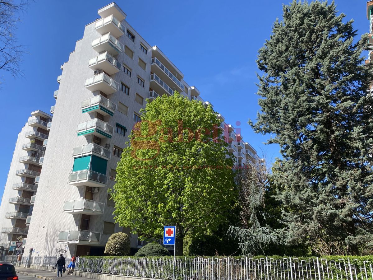 Foto 1 di 34 - Appartamento in vendita a Torino