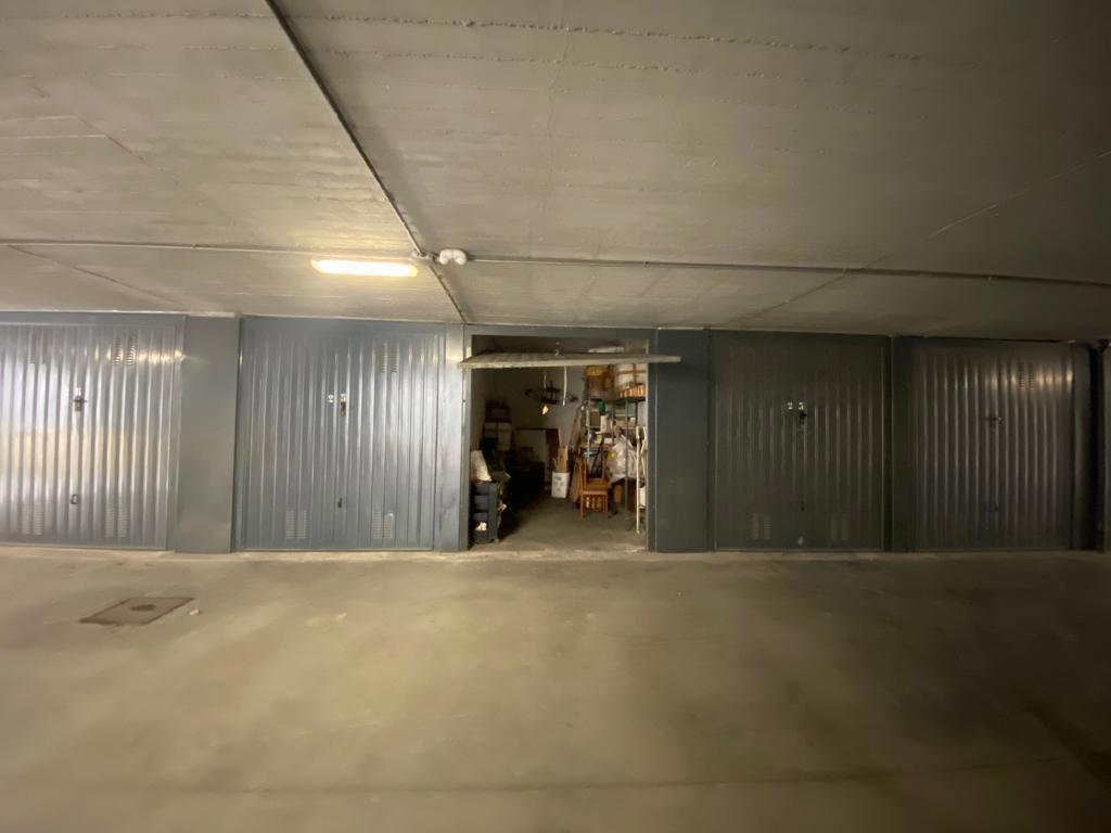 Foto 7 di 8 - Garage in affitto a Beinasco