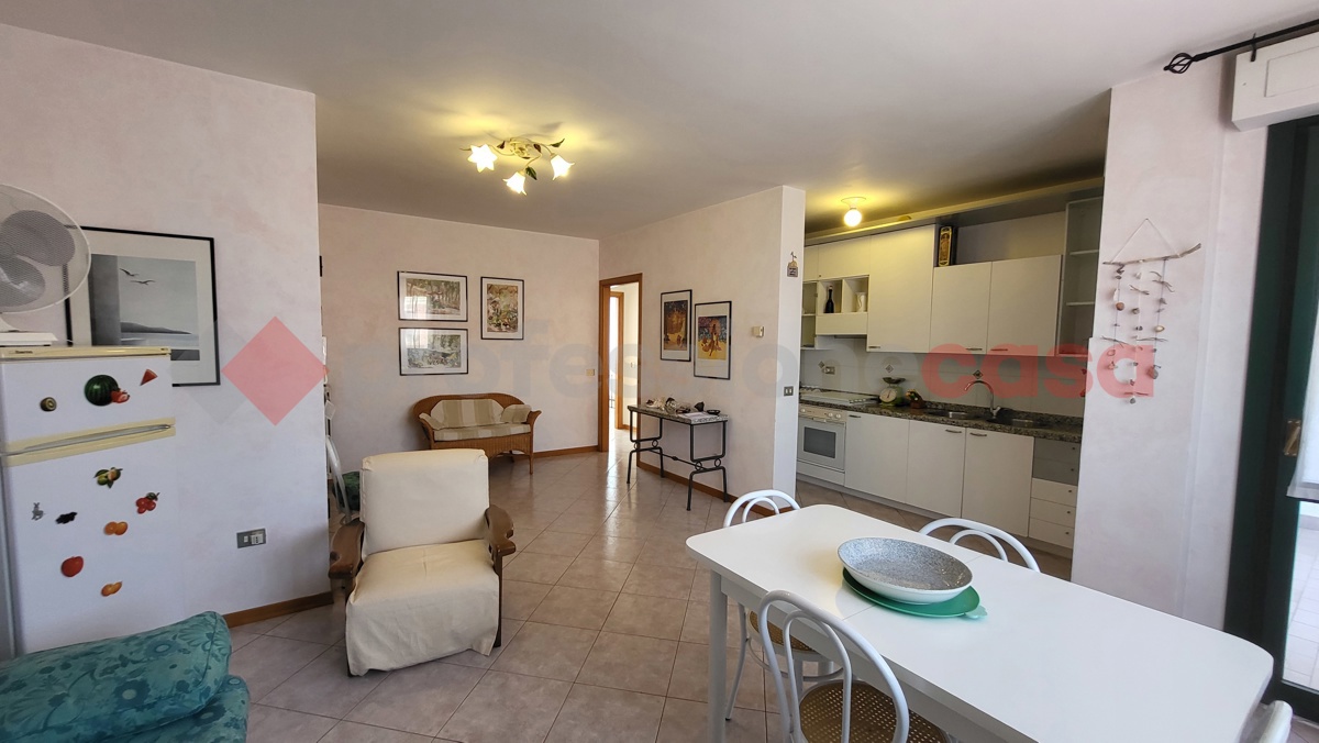 Foto 10 di 30 - Appartamento in vendita a Cecina