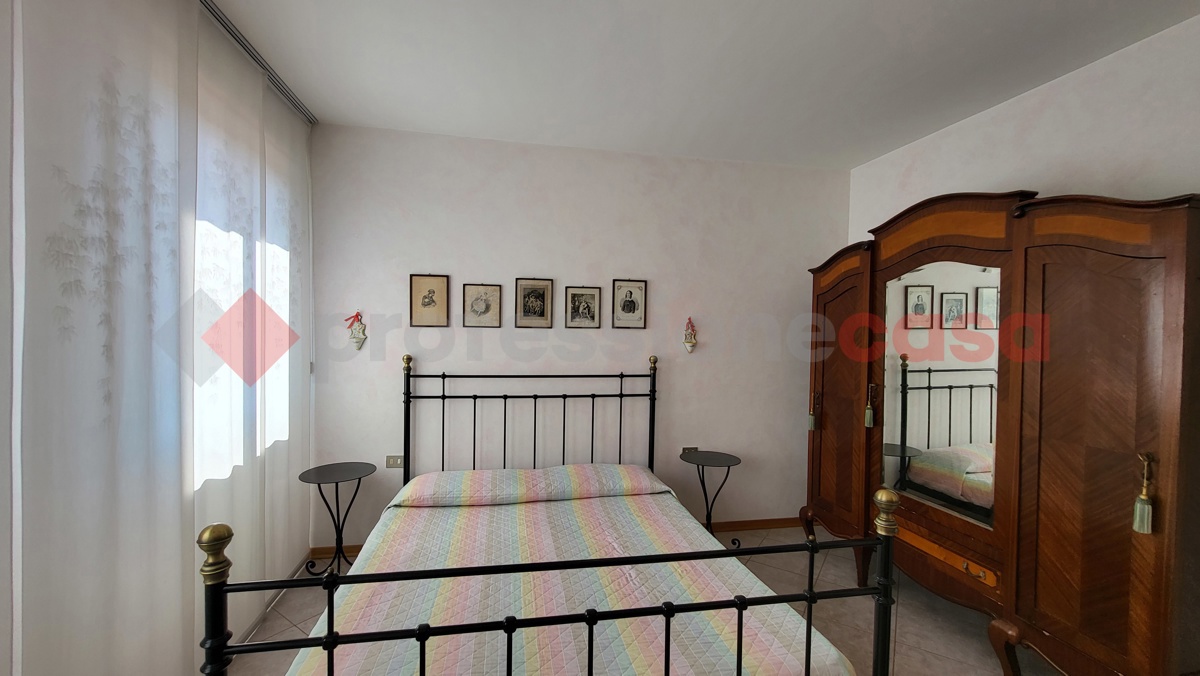 Foto 21 di 30 - Appartamento in vendita a Cecina