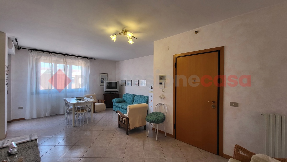 Foto 6 di 30 - Appartamento in vendita a Cecina