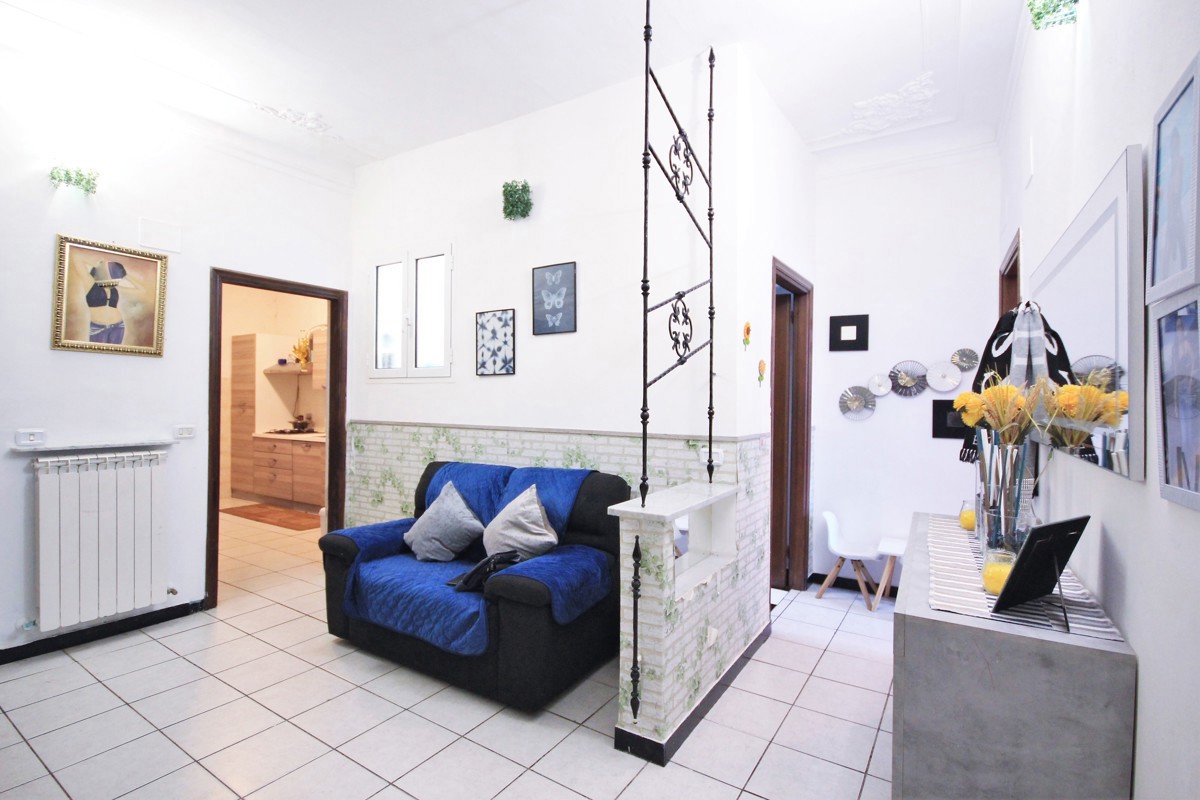 Foto 3 di 12 - Appartamento in vendita a Genova