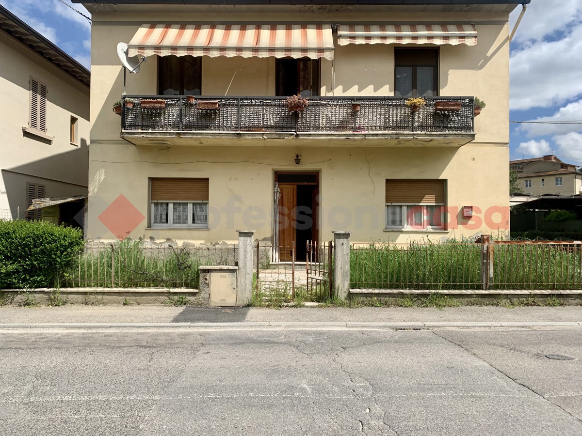 Foto 1 di 26 - Appartamento in vendita a Bucine