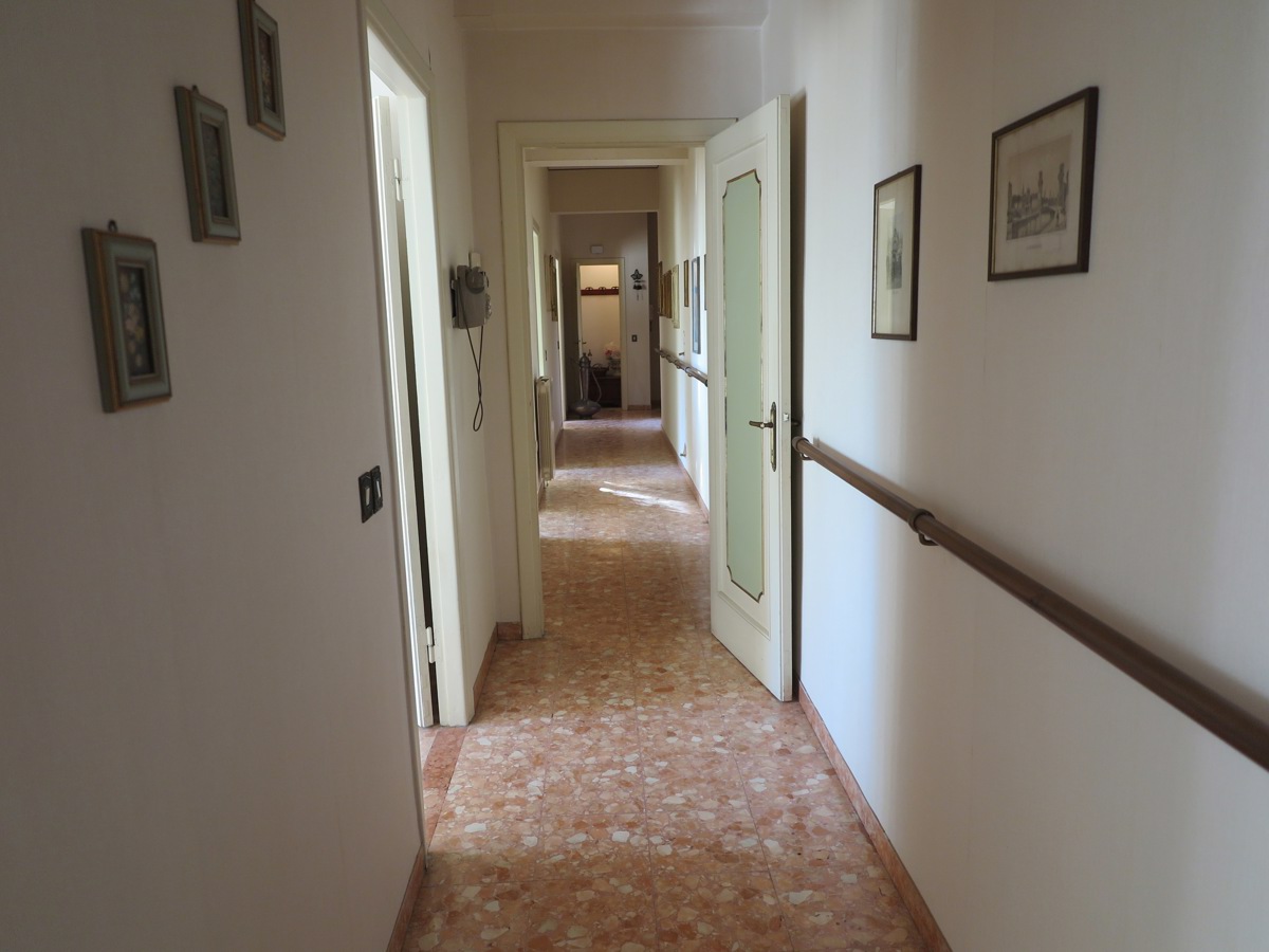 Foto 11 di 21 - Appartamento in vendita a Lerici