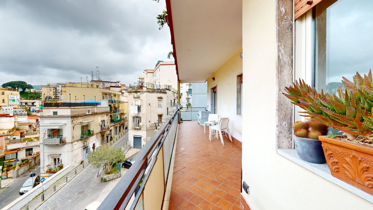 Foto 23 di 33 - Appartamento in vendita a Napoli
