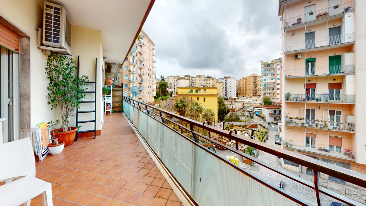 Foto 22 di 33 - Appartamento in vendita a Napoli