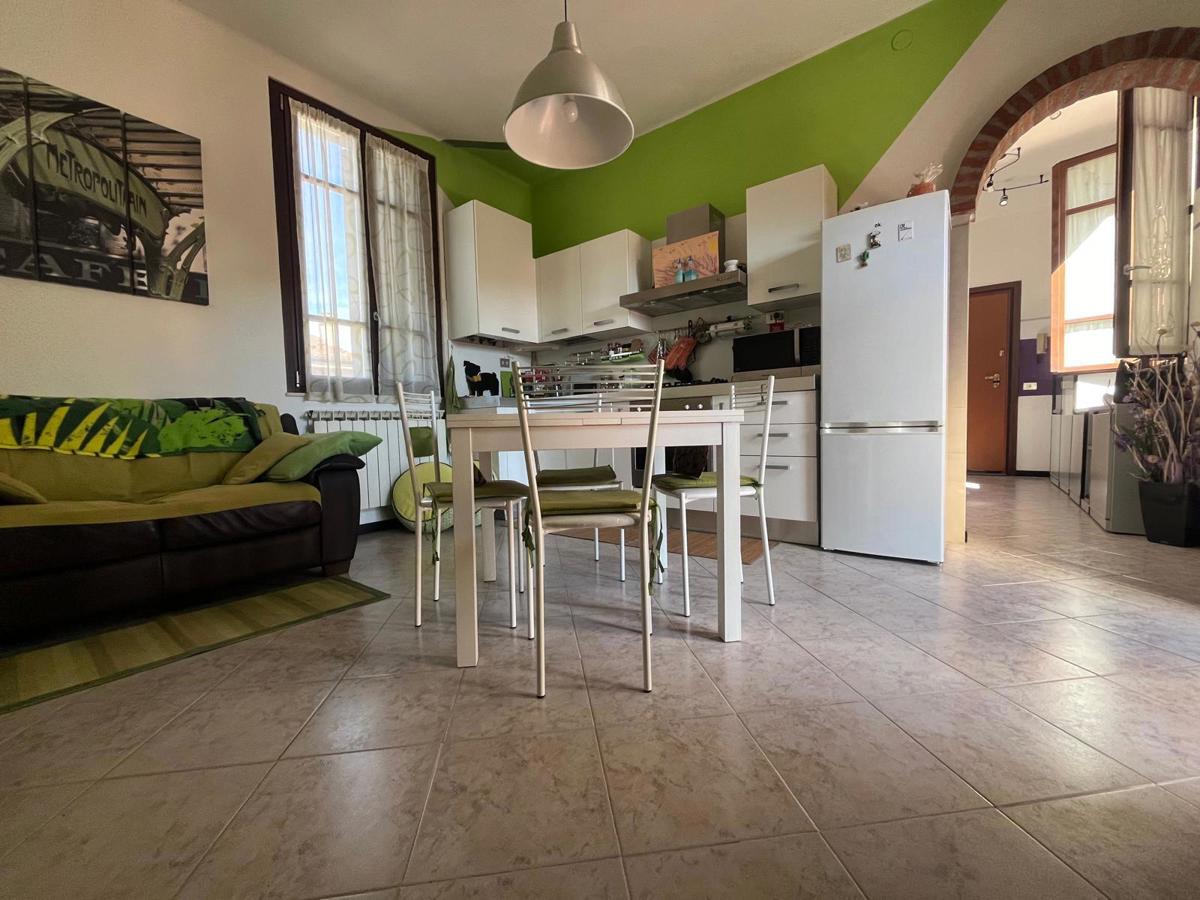 Foto 1 di 19 - Appartamento in vendita a Cremona
