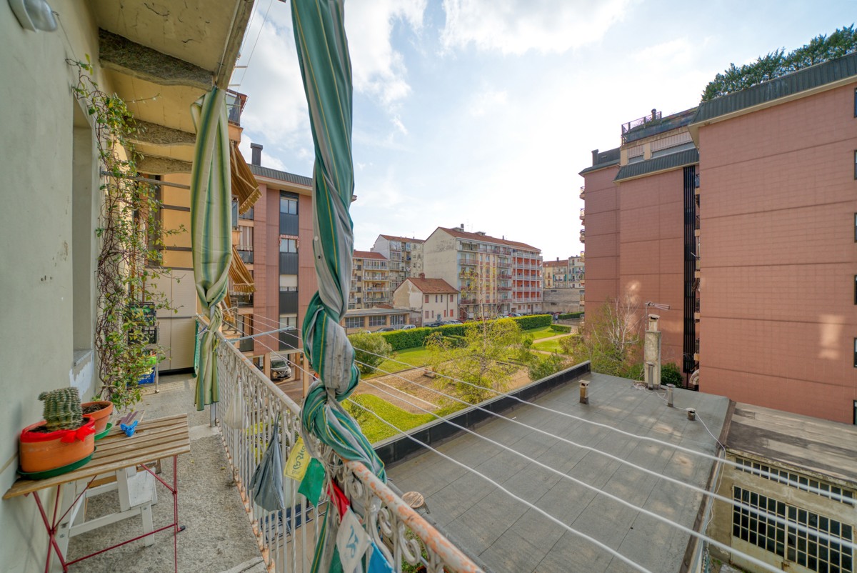Foto 26 di 32 - Appartamento in vendita a Torino