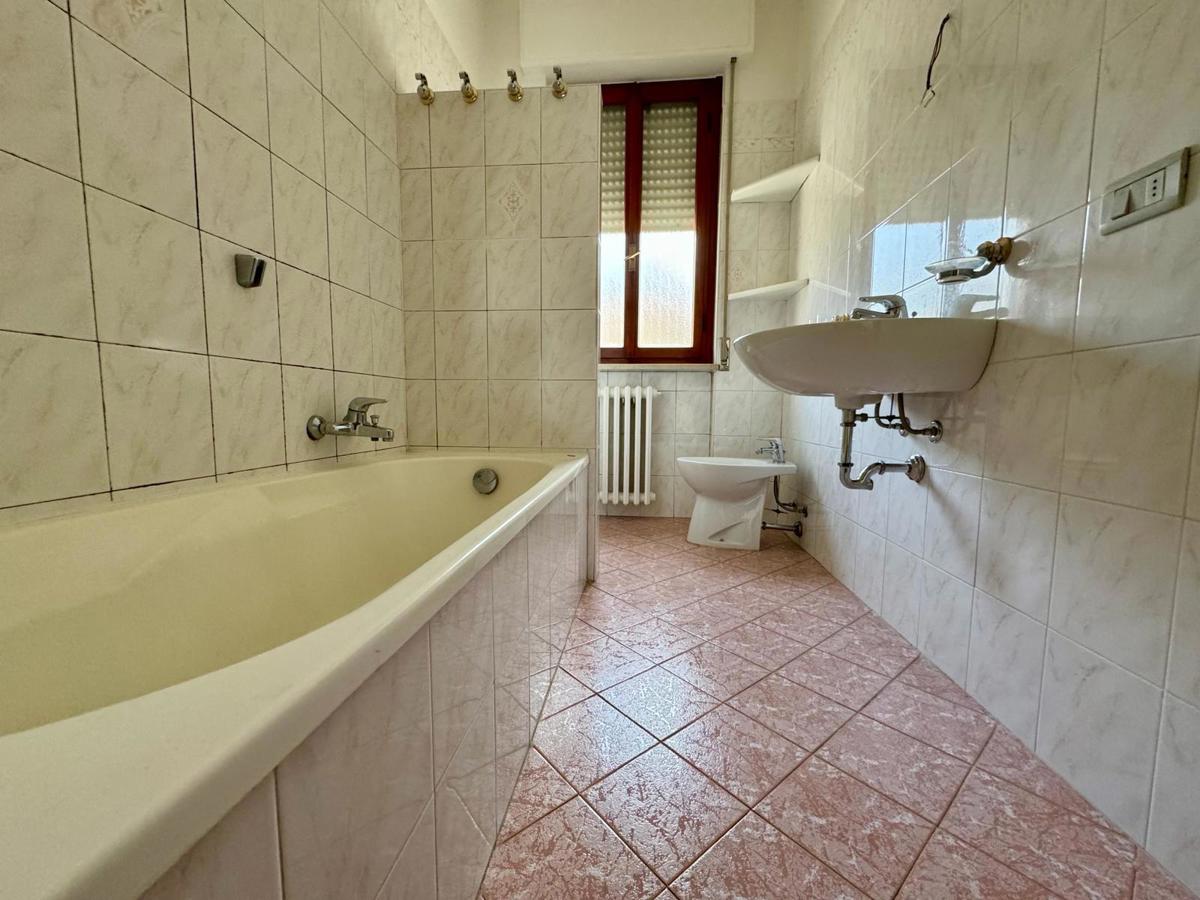 Foto 33 di 38 - Appartamento in vendita a Cremona