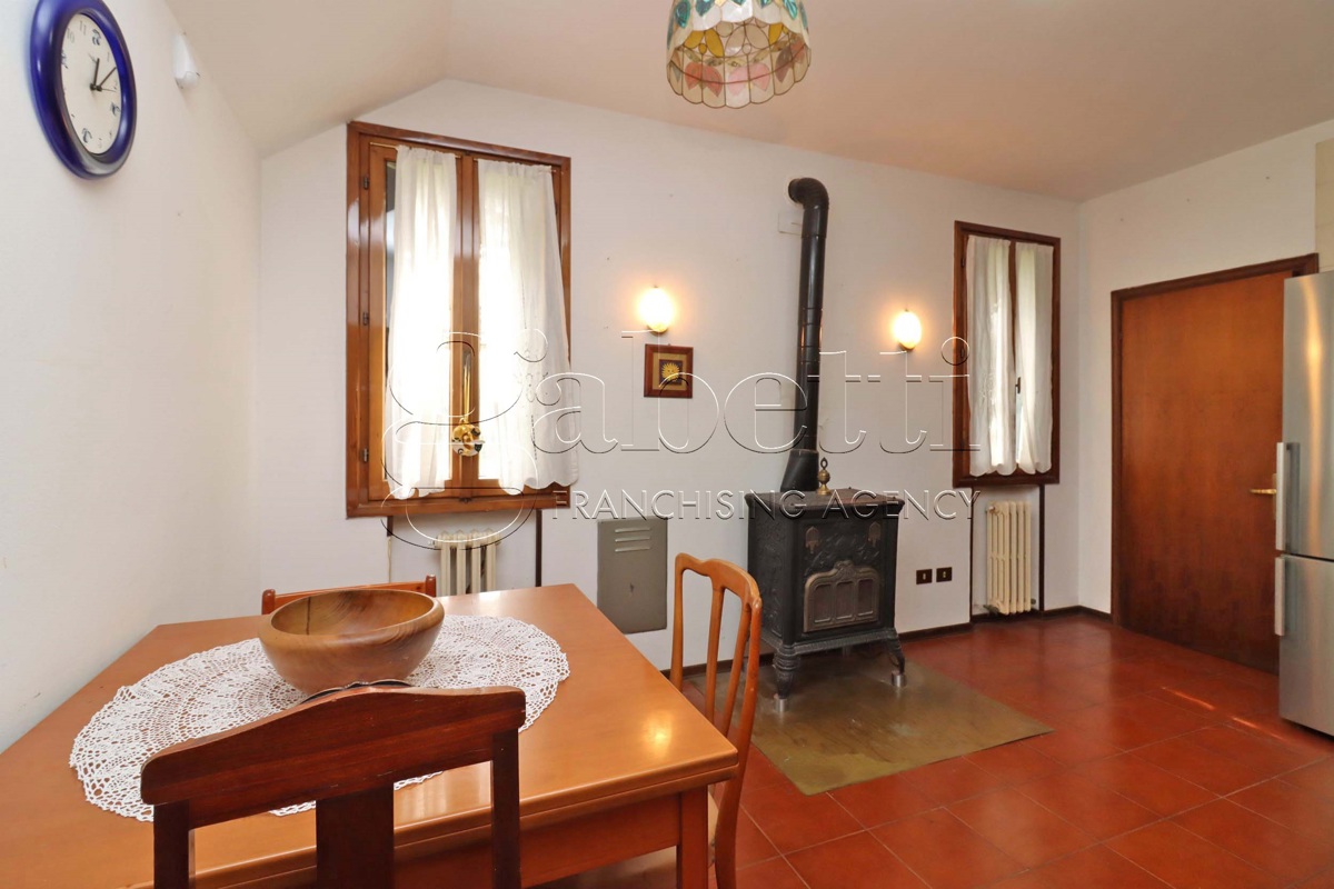 Foto 8 di 24 - Casa indipendente in vendita a Ferrara