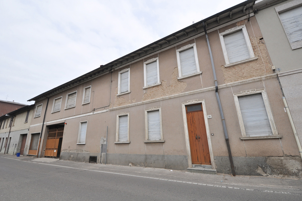 Foto 14 di 15 - Casa indipendente in vendita a Busto Garolfo