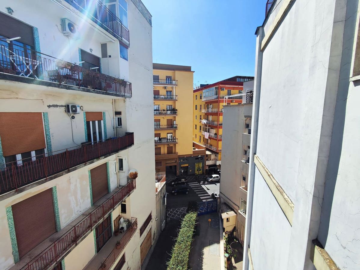 Foto 25 di 27 - Appartamento in vendita a Portici
