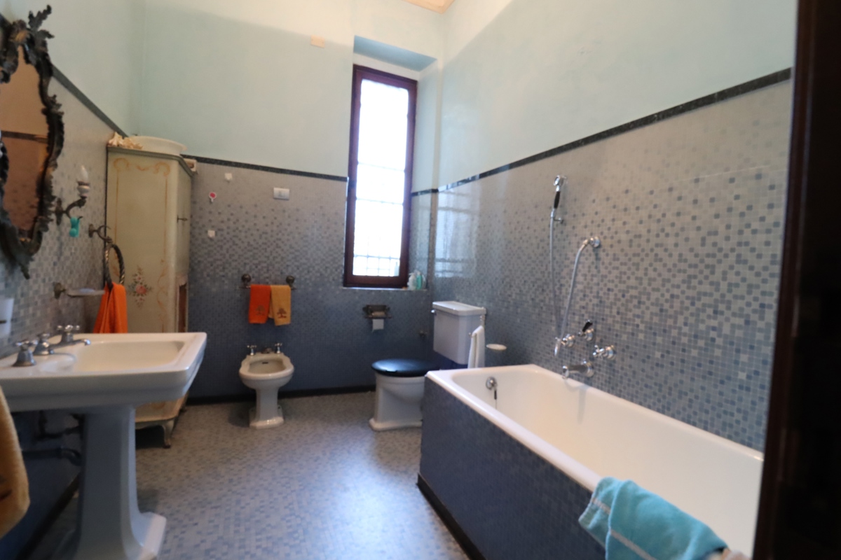 Foto 18 di 18 - Appartamento in vendita a La Spezia