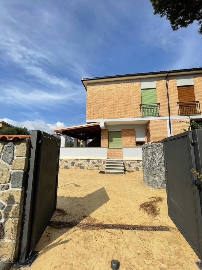 Foto 30 di 40 - Villa a schiera in vendita a Terracina