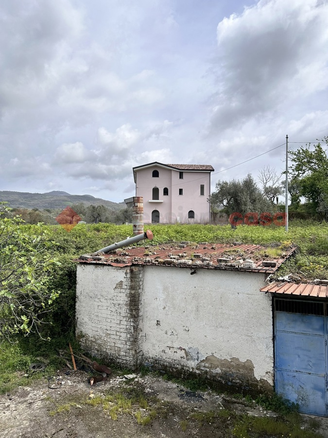 Foto 14 di 21 - Villa a schiera in vendita a Sessa Aurunca