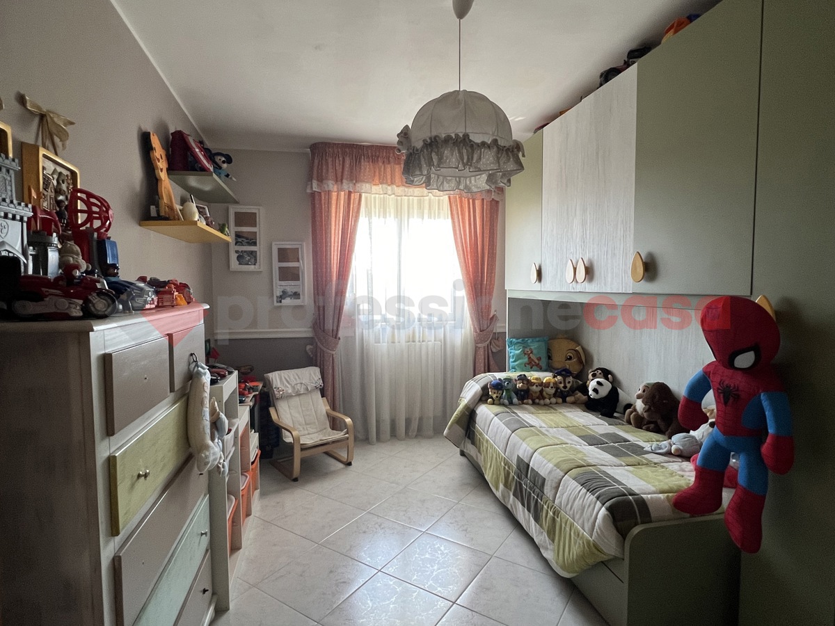Foto 13 di 16 - Appartamento in vendita a Taranto
