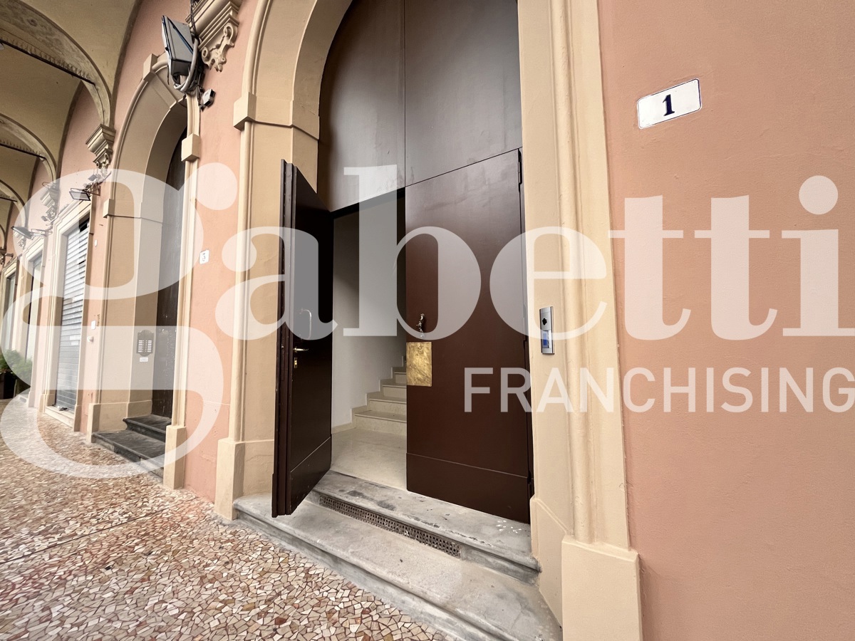 Foto 1 di 12 - Appartamento in vendita a Bologna