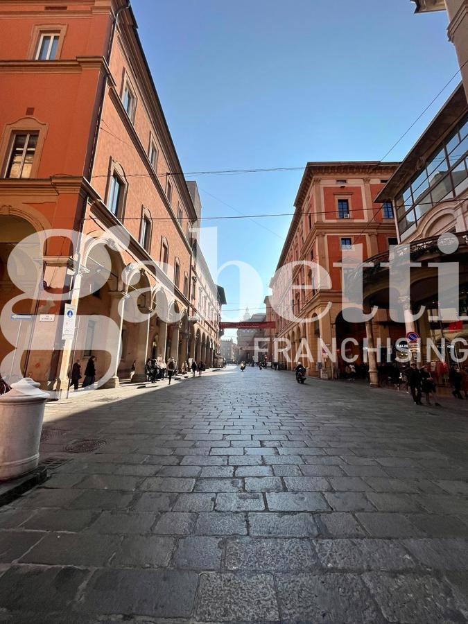 Foto 4 di 22 - Appartamento in vendita a Bologna