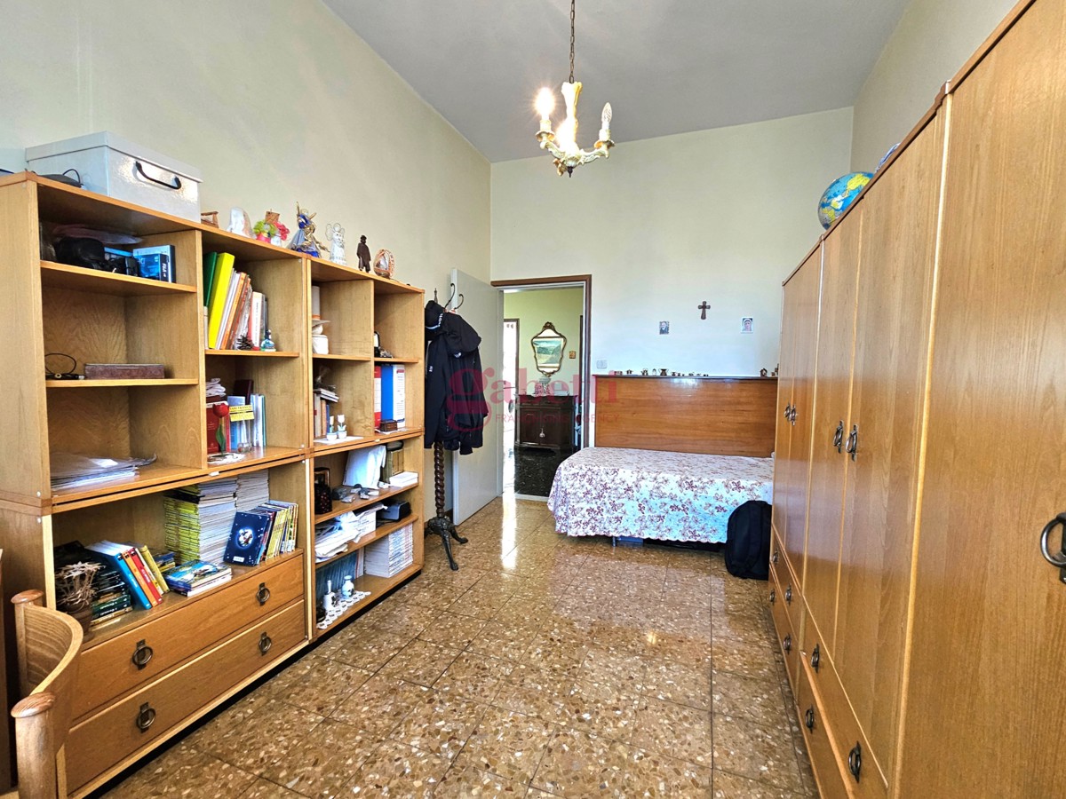 Foto 12 di 34 - Appartamento in vendita a Firenze