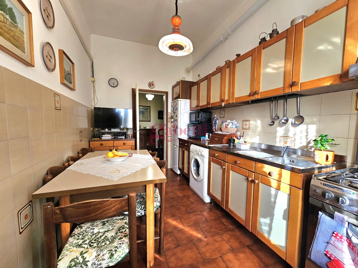 Foto 8 di 34 - Appartamento in vendita a Firenze