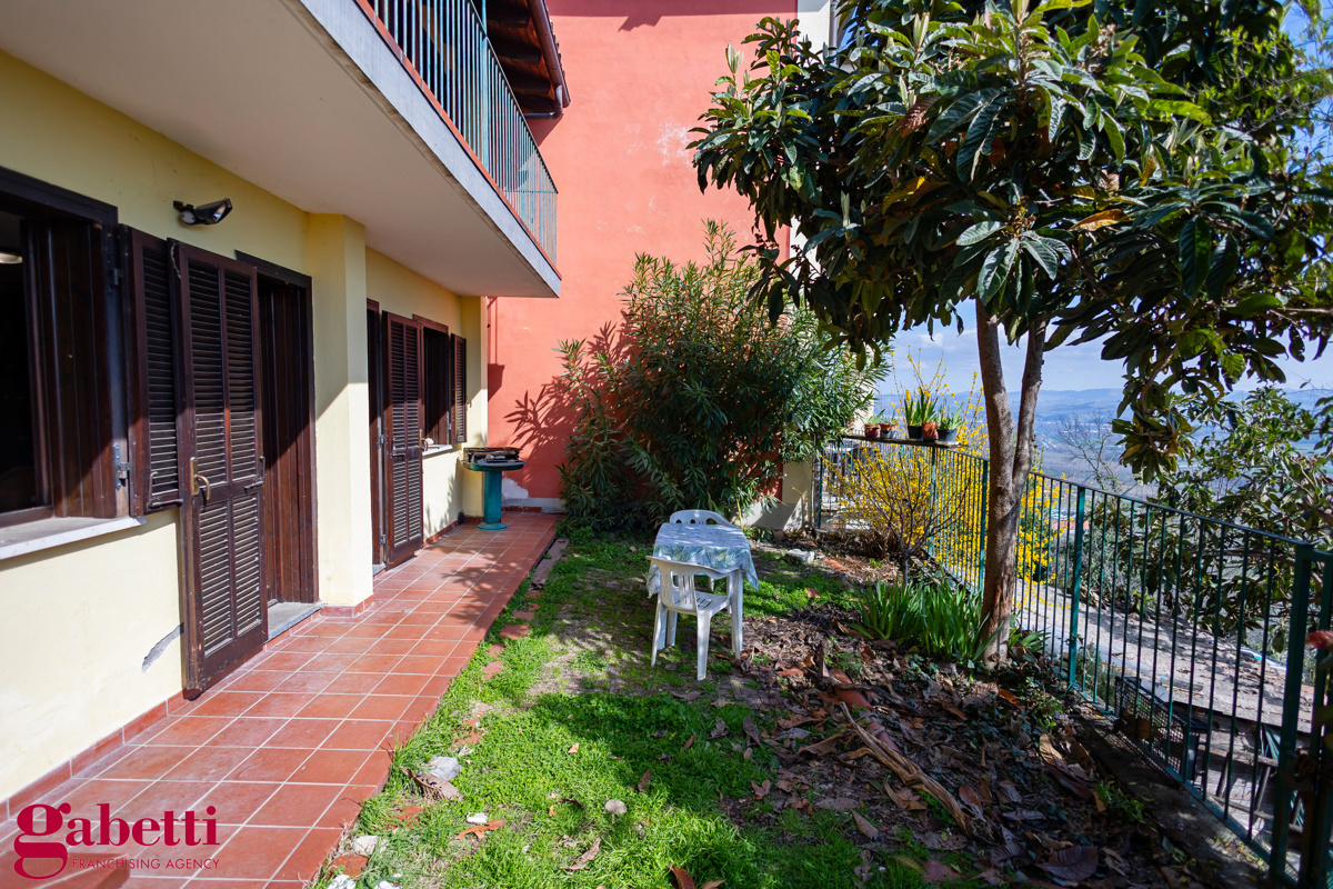 Foto 3 di 35 - Casa indipendente in vendita a Santa Vittoria d'Alba
