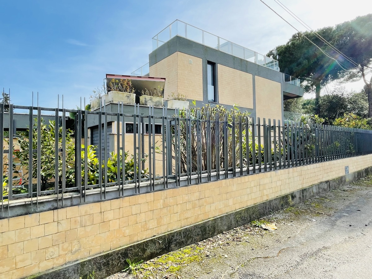 Foto 46 di 50 - Villa in vendita a Terracina