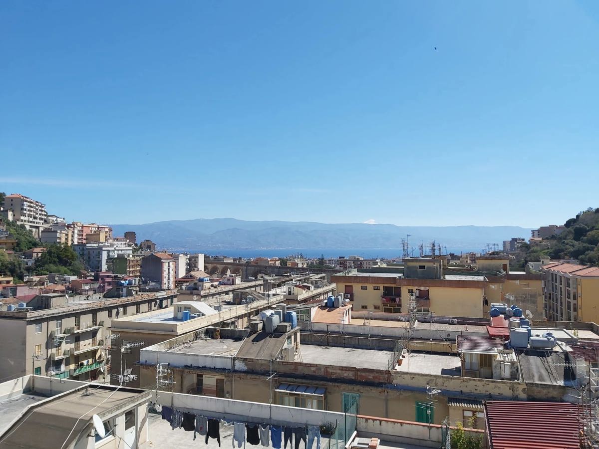 Foto 16 di 18 - Appartamento in vendita a Messina