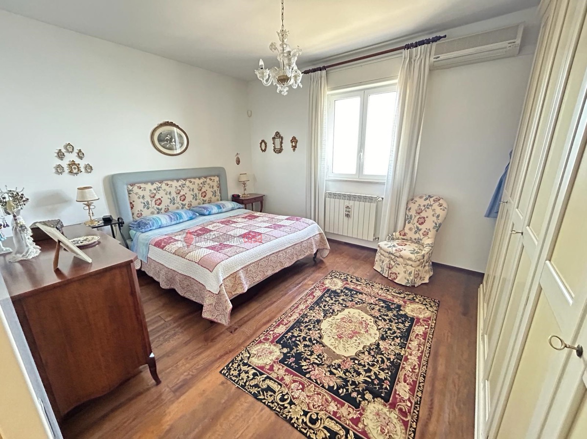 Foto 13 di 17 - Appartamento in vendita a Bari
