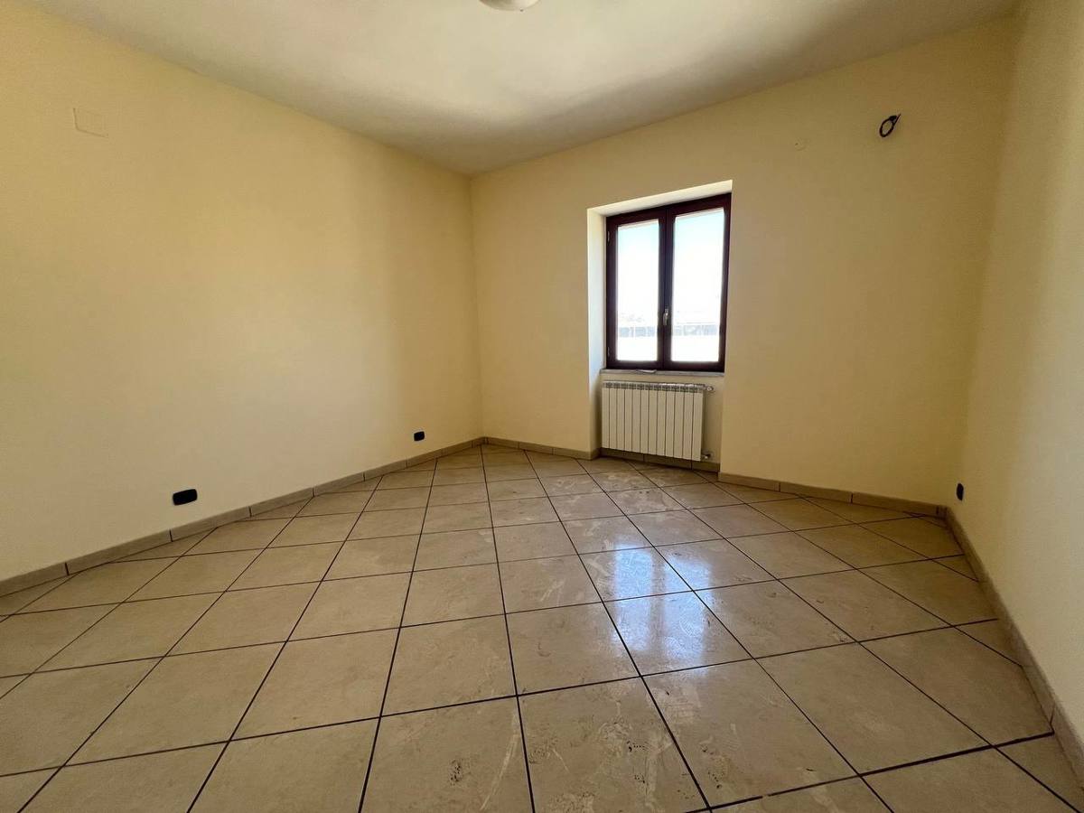 Foto 17 di 20 - Appartamento in vendita a Taranto