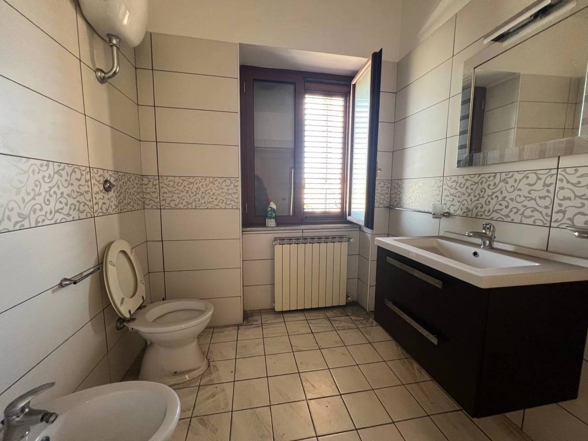 Foto 19 di 20 - Appartamento in vendita a Taranto