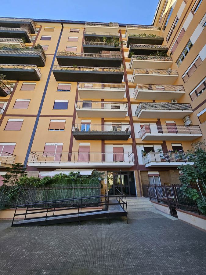 Foto 1 di 14 - Appartamento in vendita a Palermo