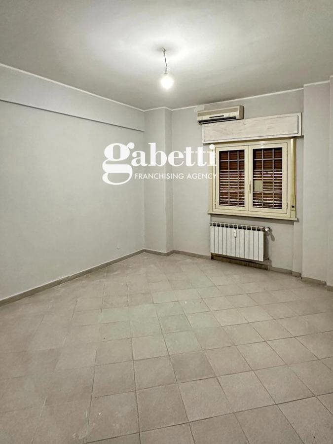 Foto 8 di 16 - Appartamento in vendita a Roma