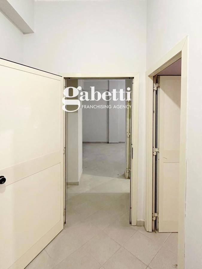 Foto 10 di 16 - Appartamento in vendita a Roma