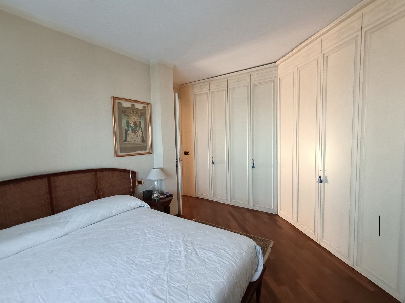 Foto 11 di 12 - Appartamento in vendita a Aversa
