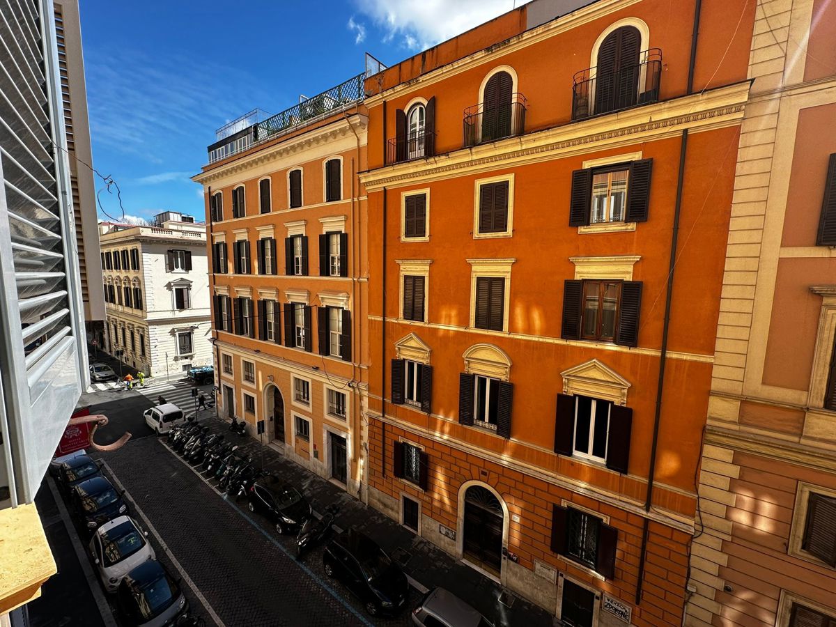 Foto 1 di 19 - Appartamento in vendita a Roma