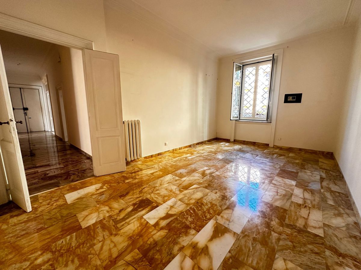 Foto 11 di 19 - Appartamento in vendita a Roma