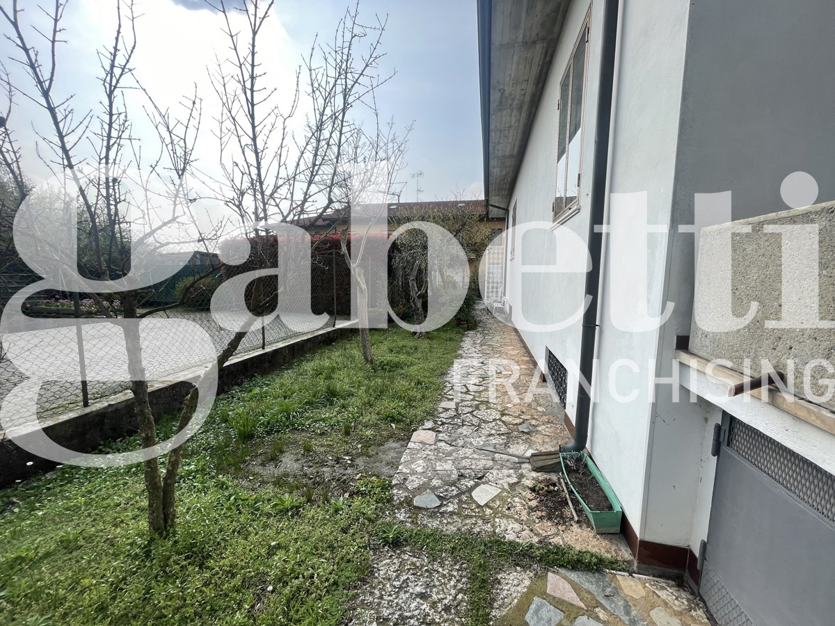 Foto 4 di 38 - Villa in vendita a Chiari